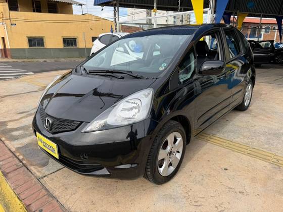 HONDA FIT 1.4 LX 16V FLEX 4P MANUAL HONDA FIT 1.4 LX 16V FLEX 4P MANUAL